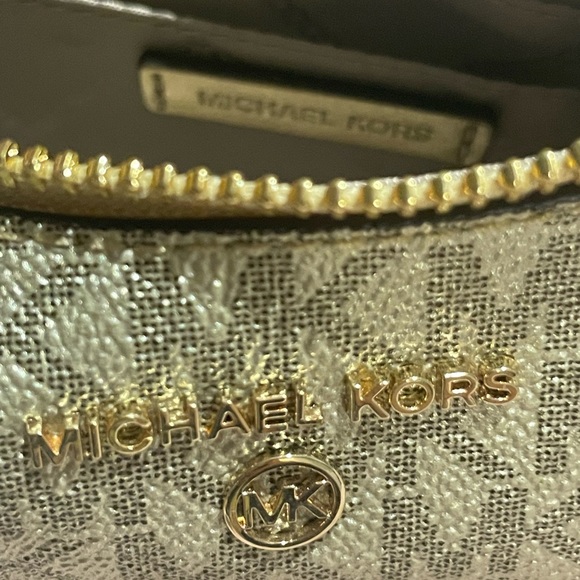 Michael Kors gold bag - Picture 3 of 3